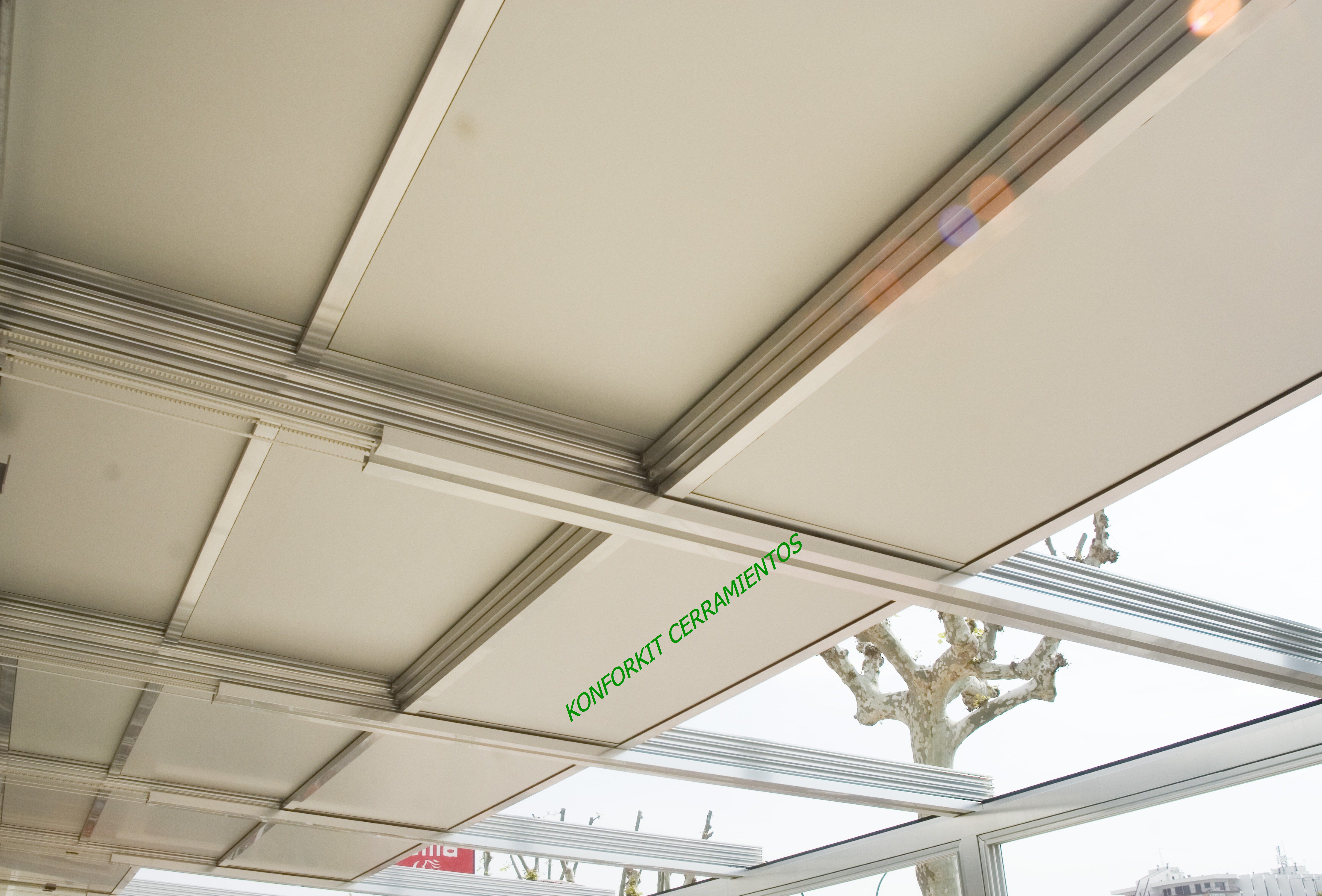 Cerramiento de Terrazas en Barcelona - Modelo Konfor Cerramiento de Terrazas en Barcelona - Modelo Konfor