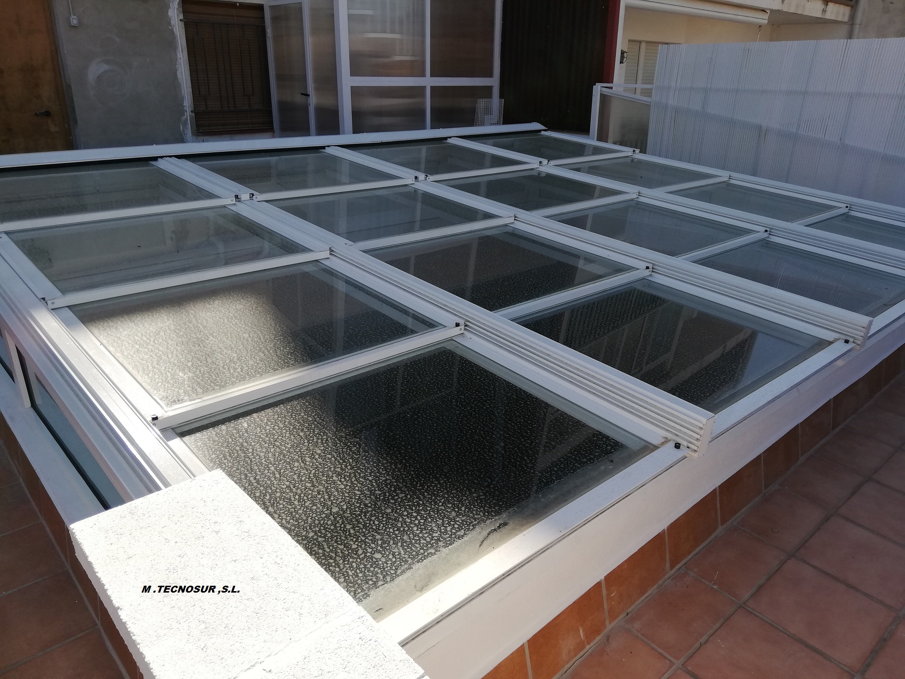 Cerramiento de Terrazas en Madrid - Modelo Kristal Cerramiento de Terrazas en Madrid - Modelo Kristal